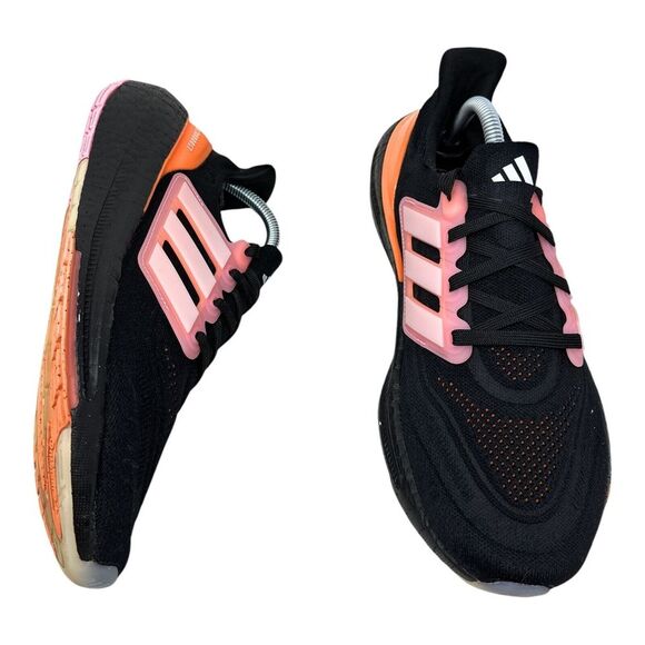 NIB Adidas Womens 9.5 Ultraboost Light Shoes Black/White Tint/Beam Pink HQ8599 - Picture 9 of 12